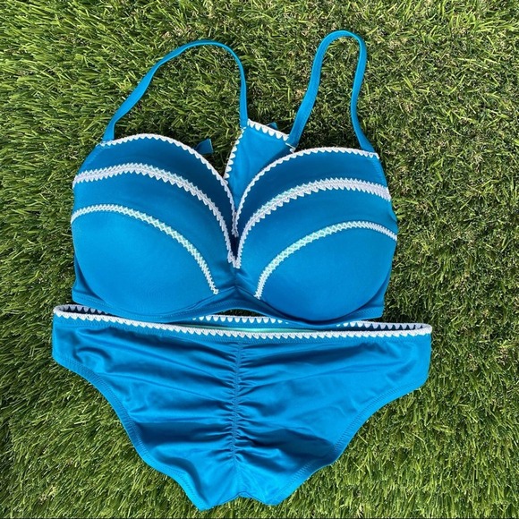 Shade & Shore Other - Shade and Shore blue Teal Bikini with Crochet detail Top 38DD Bottoms L BOHO